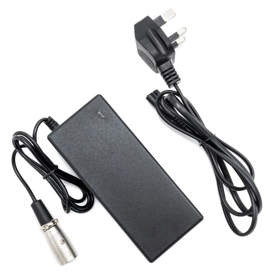 Laturi 3-pinninen XLR