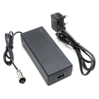 Laturi GX12 - 3-pinninen